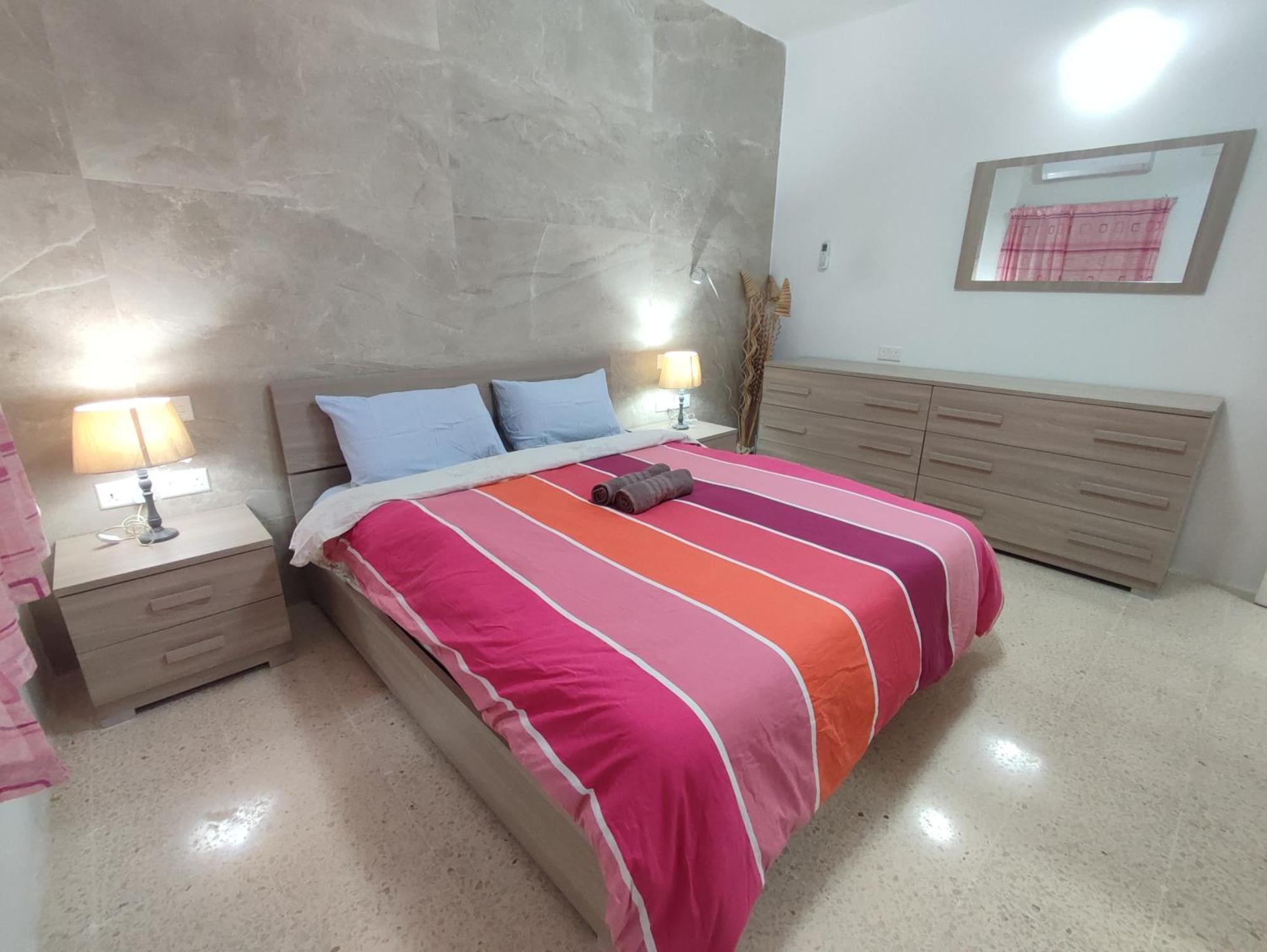 Apartment Dolphin Court 3-bedroom Sea View In Marsaskala, Malta Marsaskala