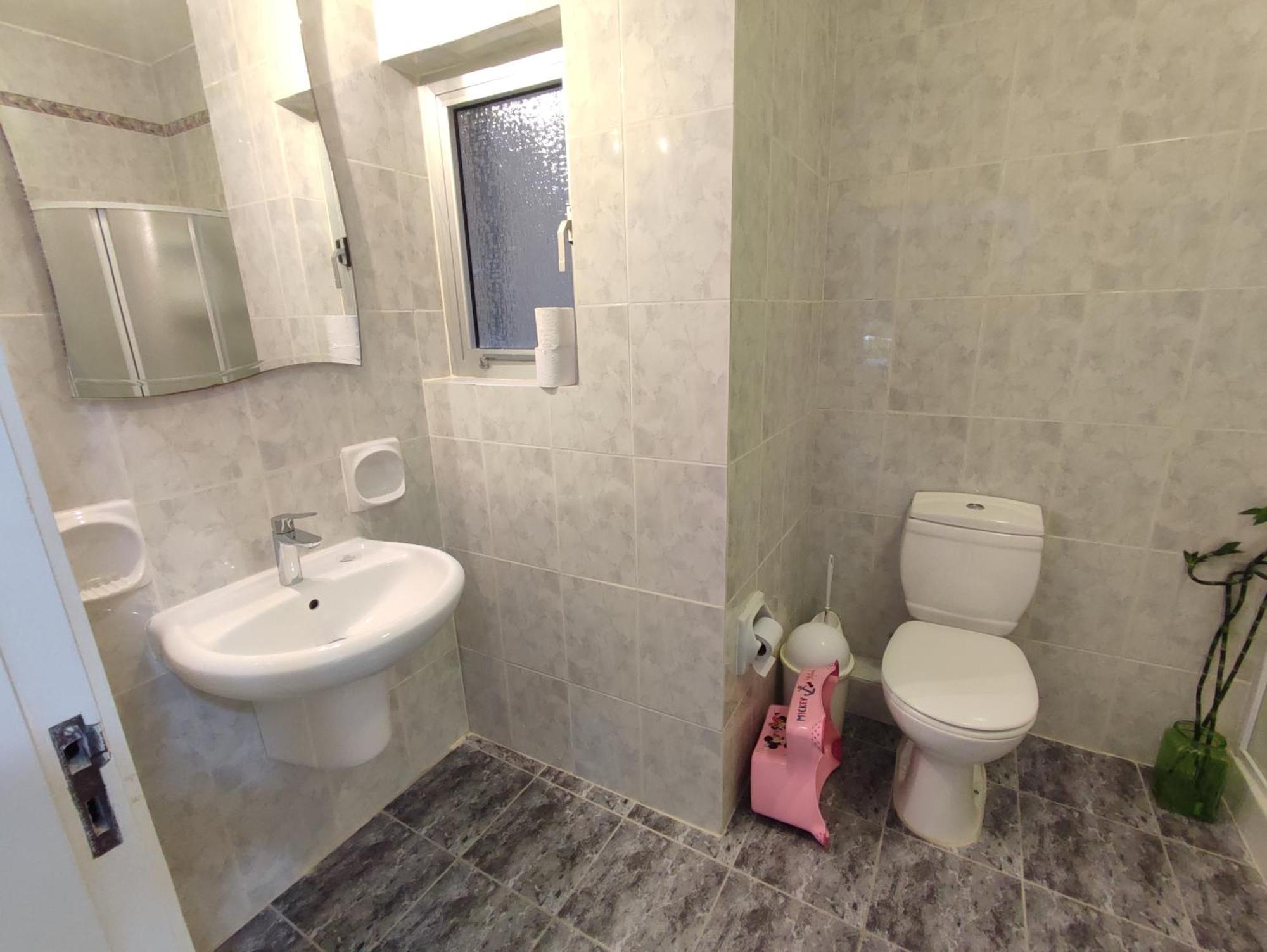 Apartment Dolphin Court 3-bedroom Sea View In Marsaskala, Malta *